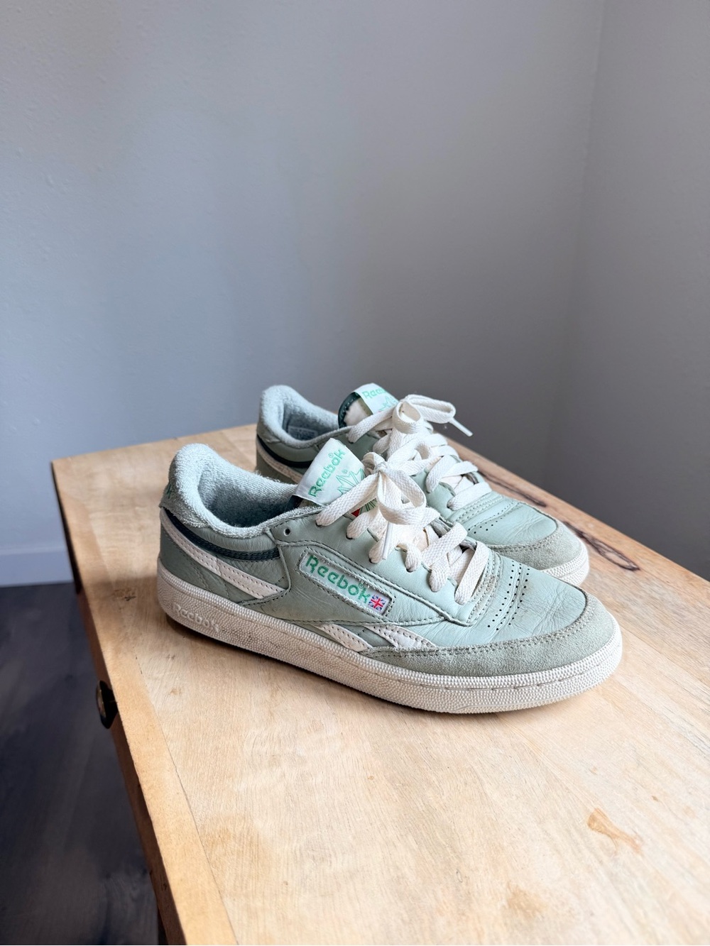 Reebok Club C revenge vintage sneakers chalk green white leather shoes W 7.5